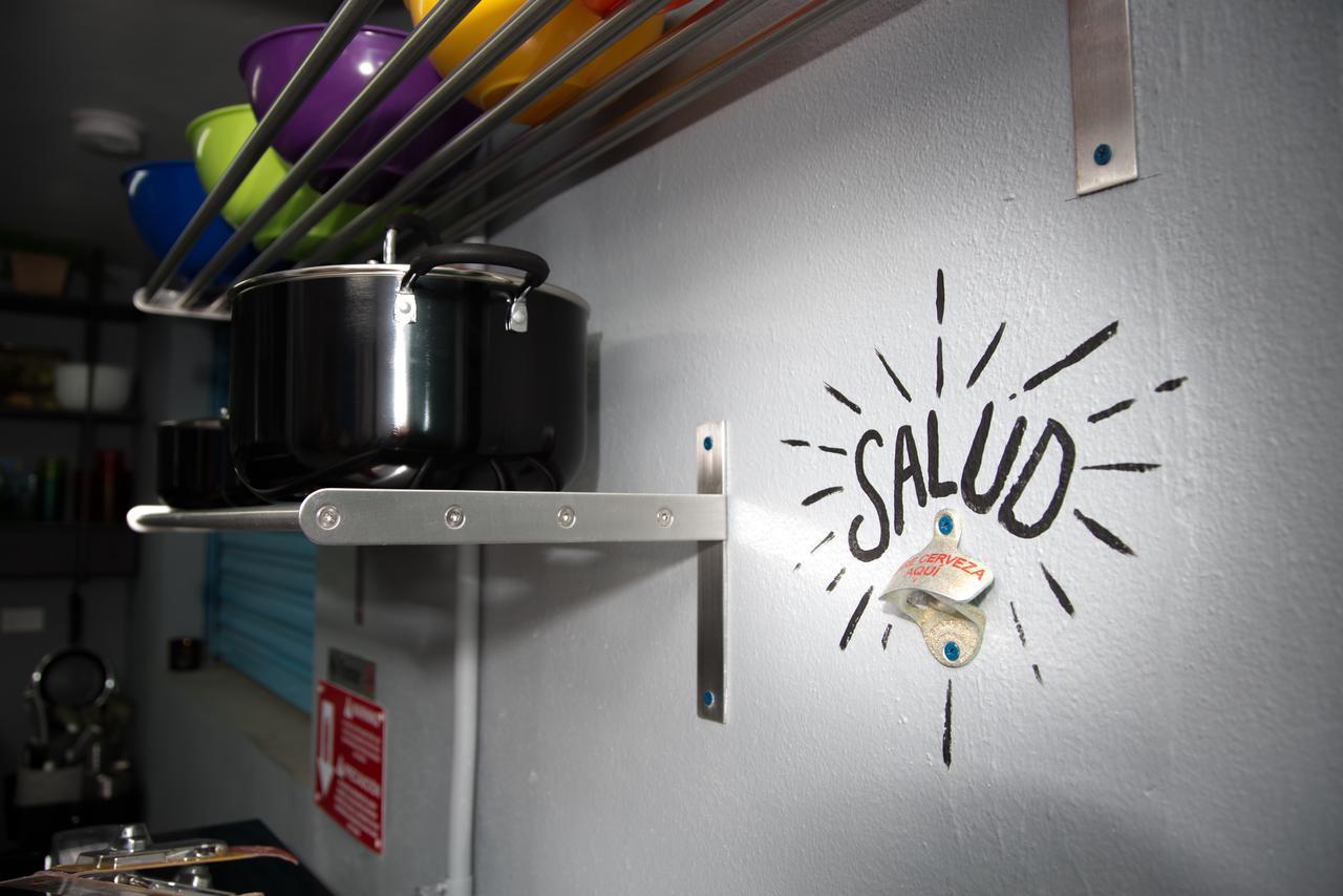 Nomada Urban Beach Hostel- Calle Loiza (Adults Only) San Juan Exterior foto