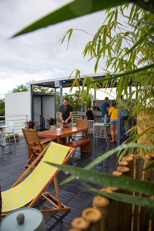Nomada Urban Beach Hostel- Calle Loiza (Adults Only) San Juan Exterior foto