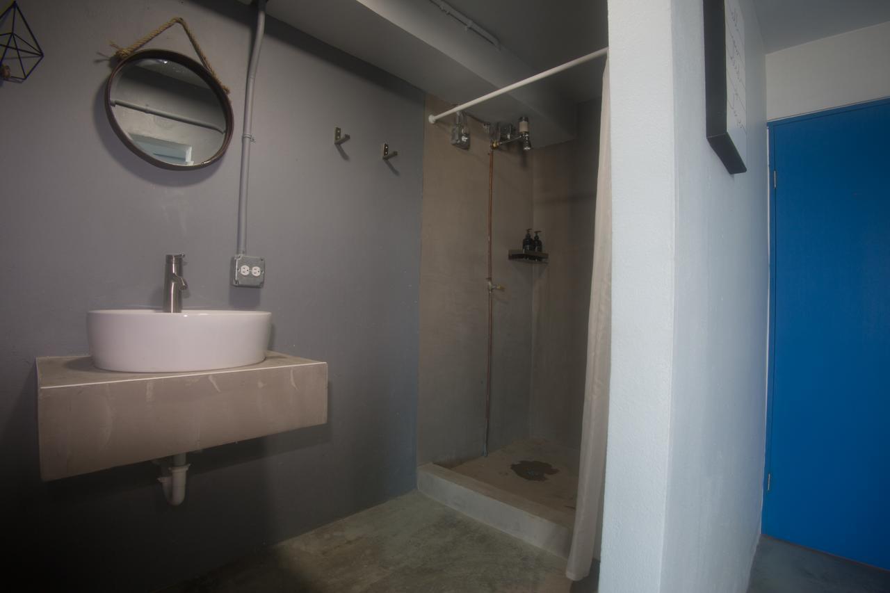 Nomada Urban Beach Hostel- Calle Loiza (Adults Only) San Juan Exterior foto