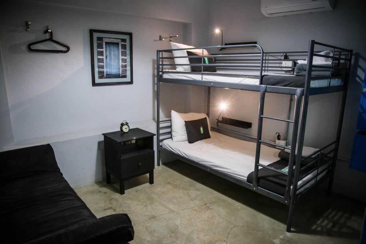 Nomada Urban Beach Hostel- Calle Loiza (Adults Only) San Juan Exterior foto
